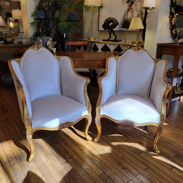 Louis XV Armchair Solid Mohagany Gold Leaf Fabric Velours Blanc