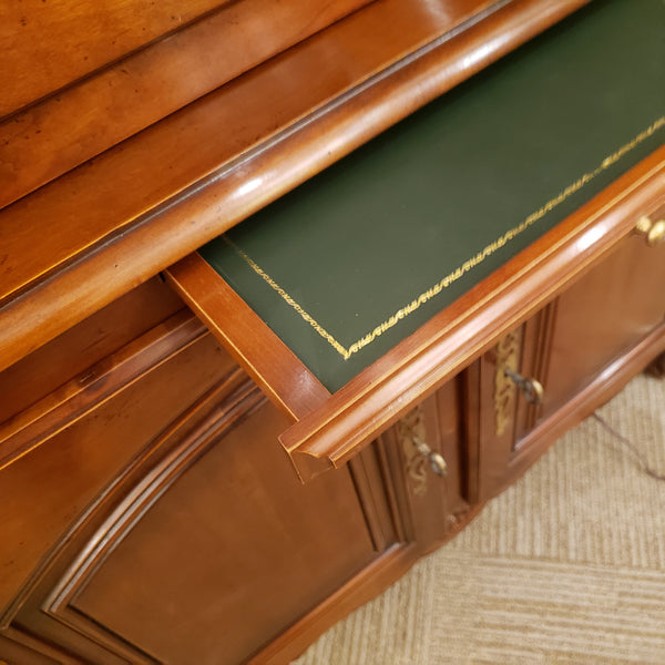 Louis VX Corner Cabinet - Cherry