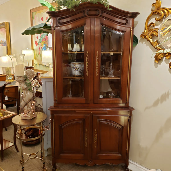Louis VX Corner Cabinet - Cherry