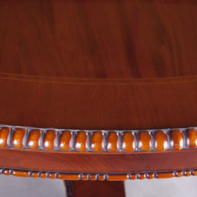 Round Dining Table Bourges