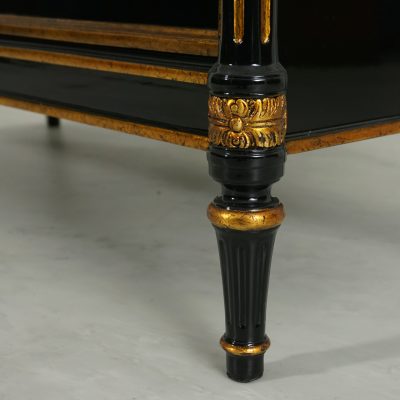 Gabrielle Dresser - Black Lacquer