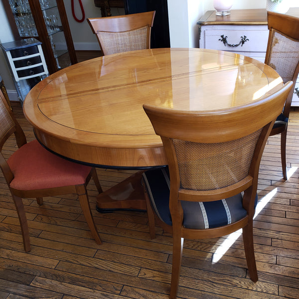 Round Pedestal Dining Table - Solid Cherry w/two leaf