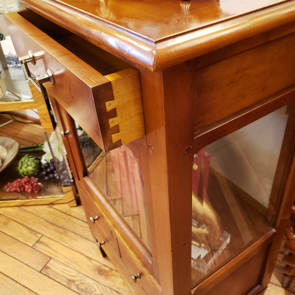 Petite Bibus Directoire - Display Cabinet