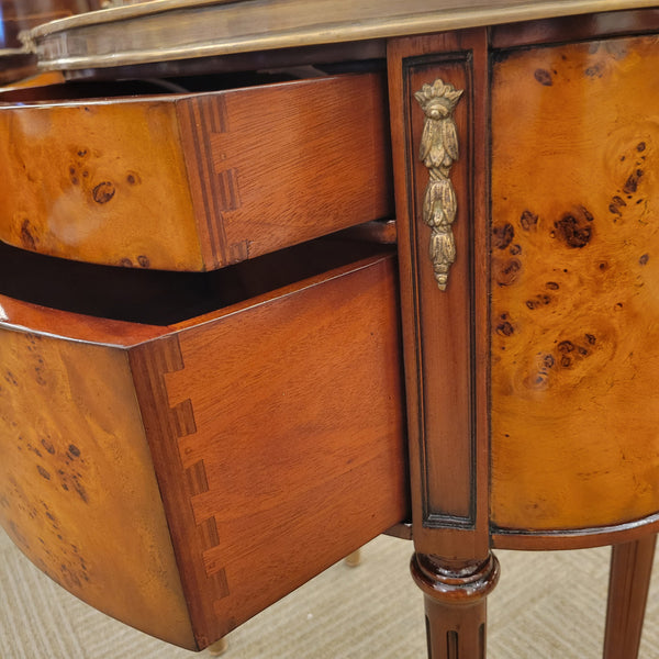 Oval Side Table Michelle