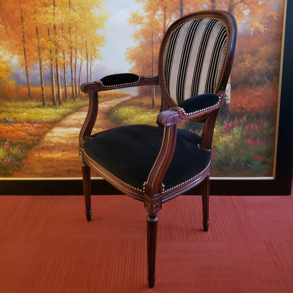 Louis XVI End Chair - Finish Mahogany