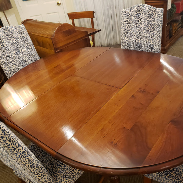 Louis Philippe Round Dining Table with One Attached Leaf