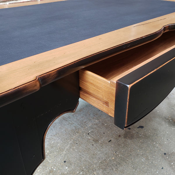 Directoire Solid Cherry Writing Desk - Noir