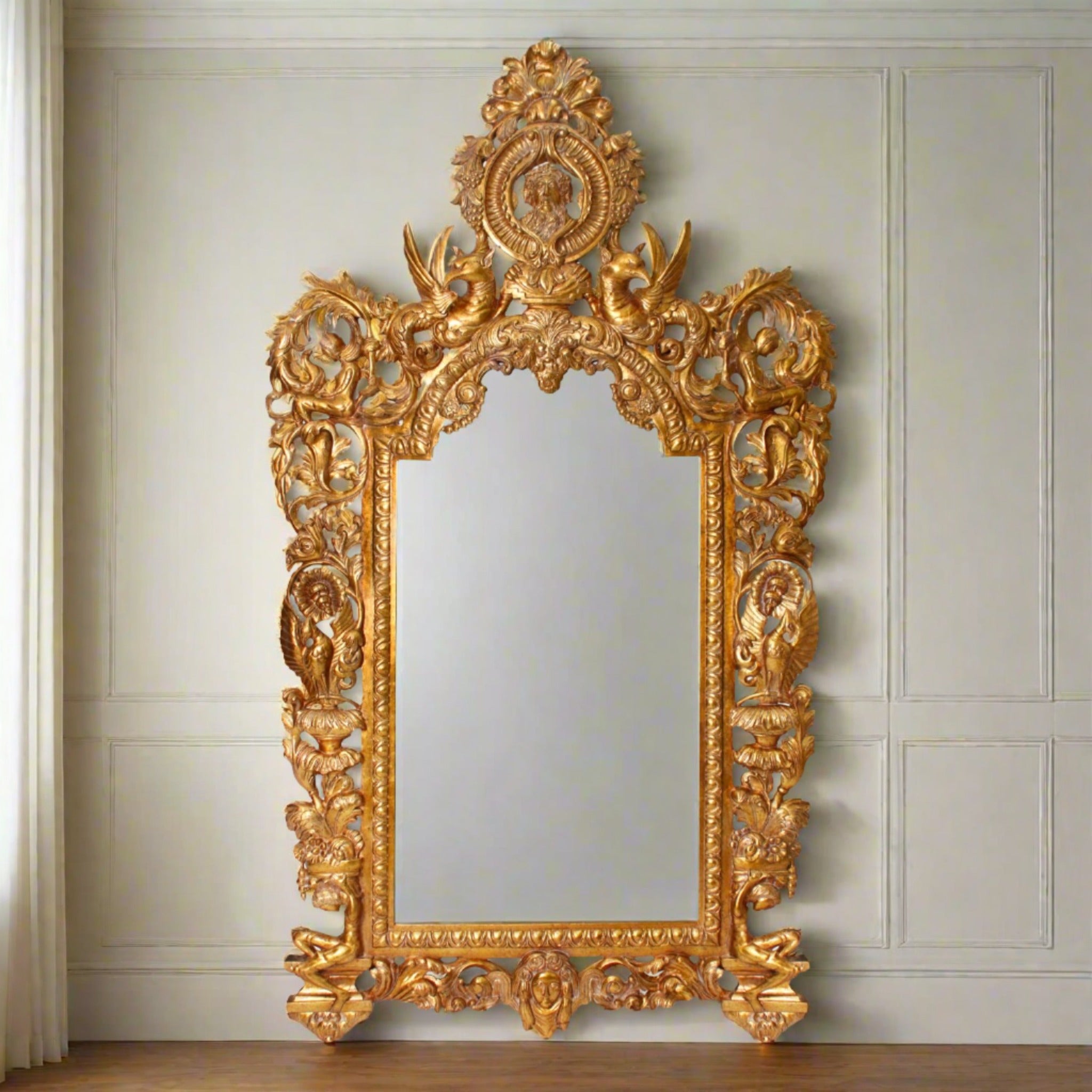 Mirror Olivia - Oversized Gold Leaf