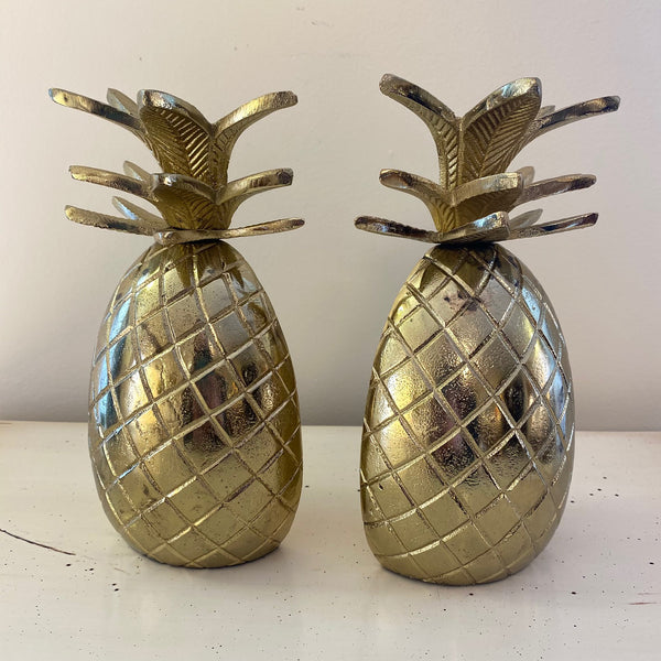 *Pineapple Bookends