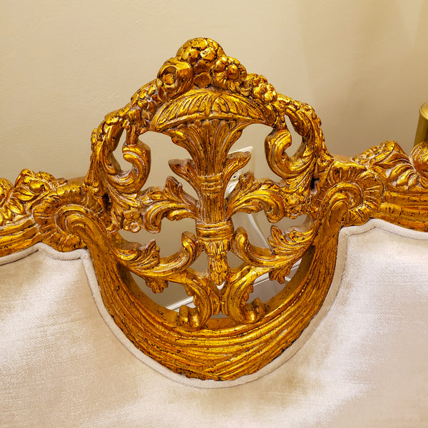 Versailles Loveseat - Gold