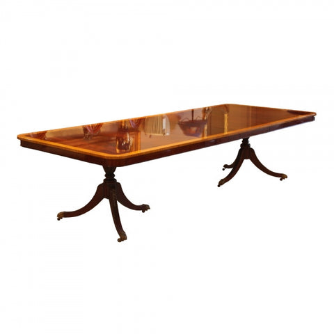 Dining Table Moulins