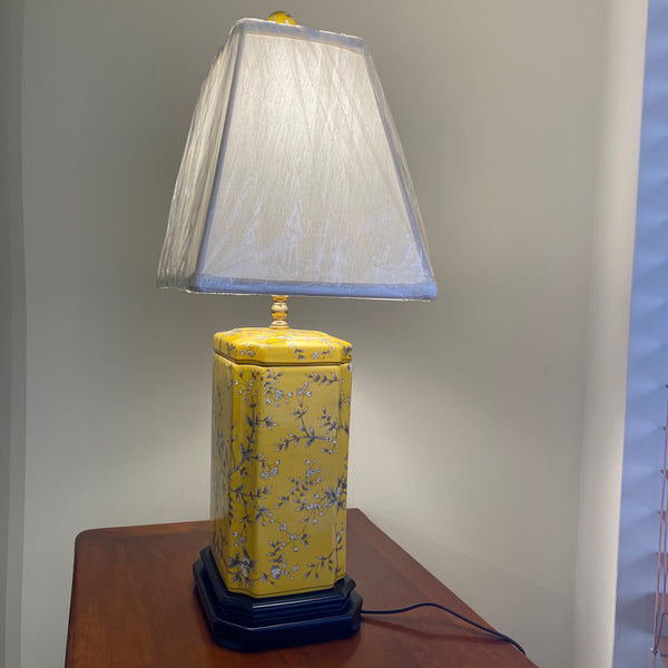 Porcelain Yellow Floral Table Lamp